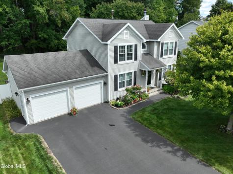 25 Erie Drive Slingerlands NY 12159