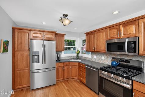 25 Erie Drive Slingerlands NY 12159