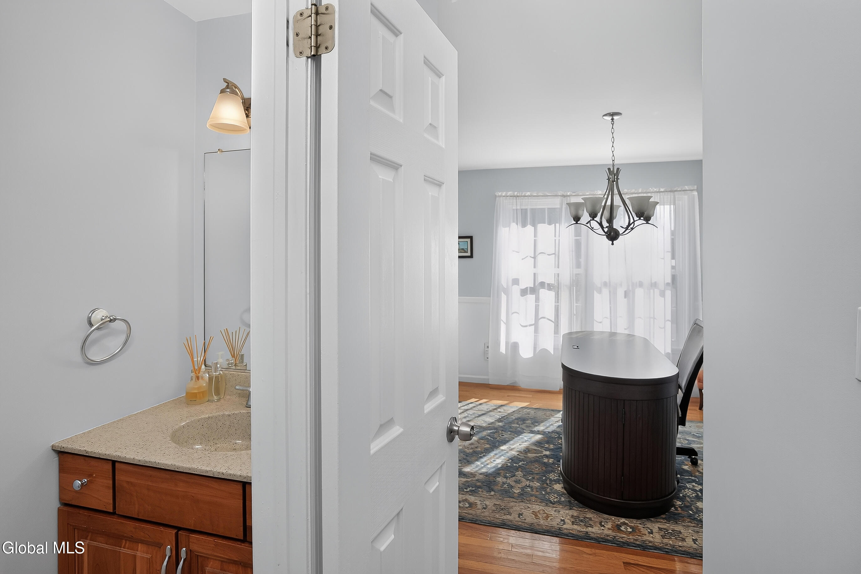 25 Erie Drive Slingerlands NY 12159