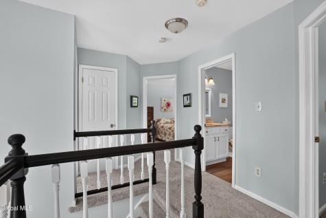 25 Erie Drive Slingerlands NY 12159