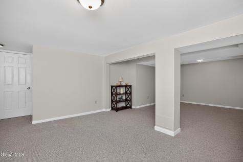 25 Erie Drive Slingerlands NY 12159