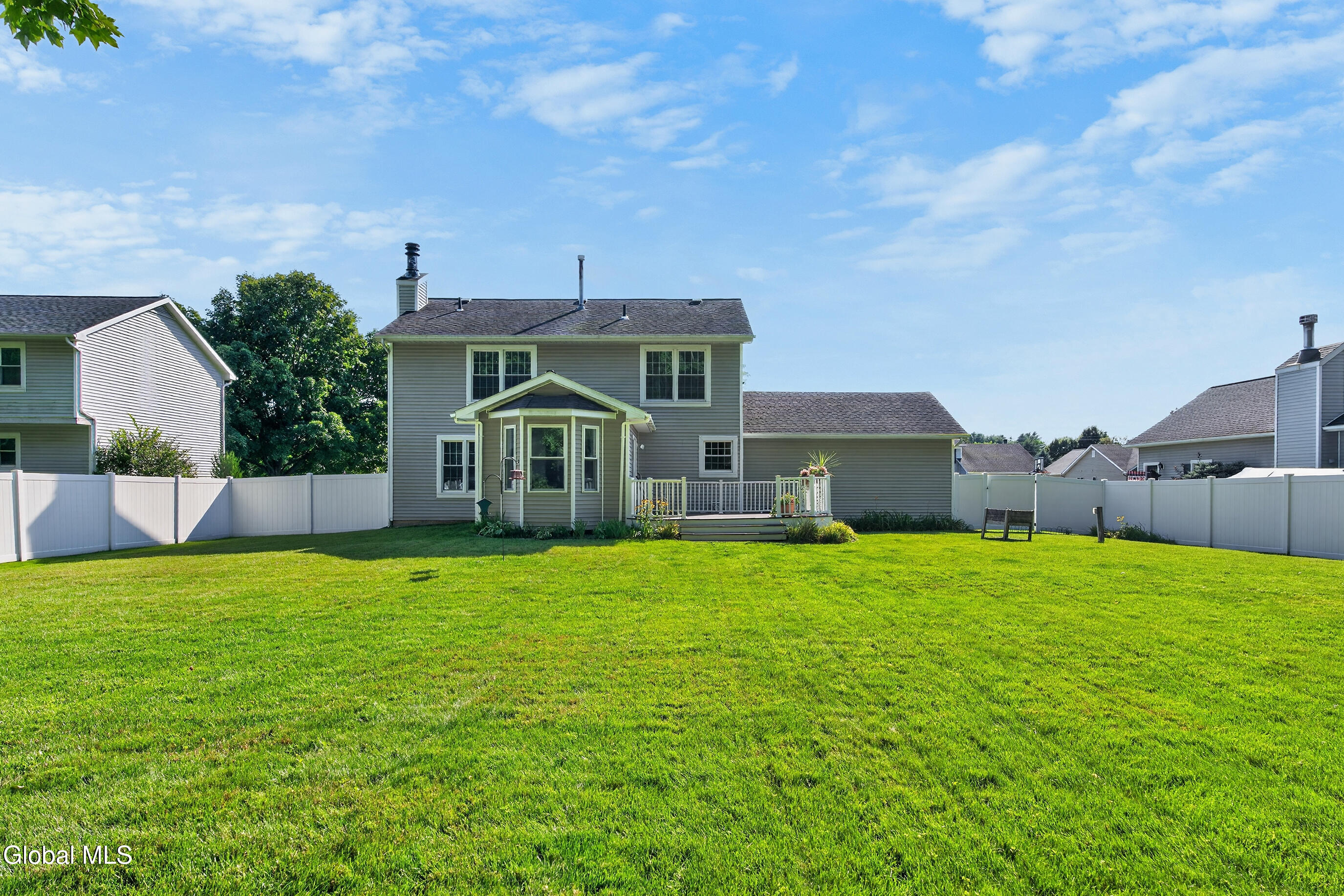 25 Erie Drive Slingerlands NY 12159