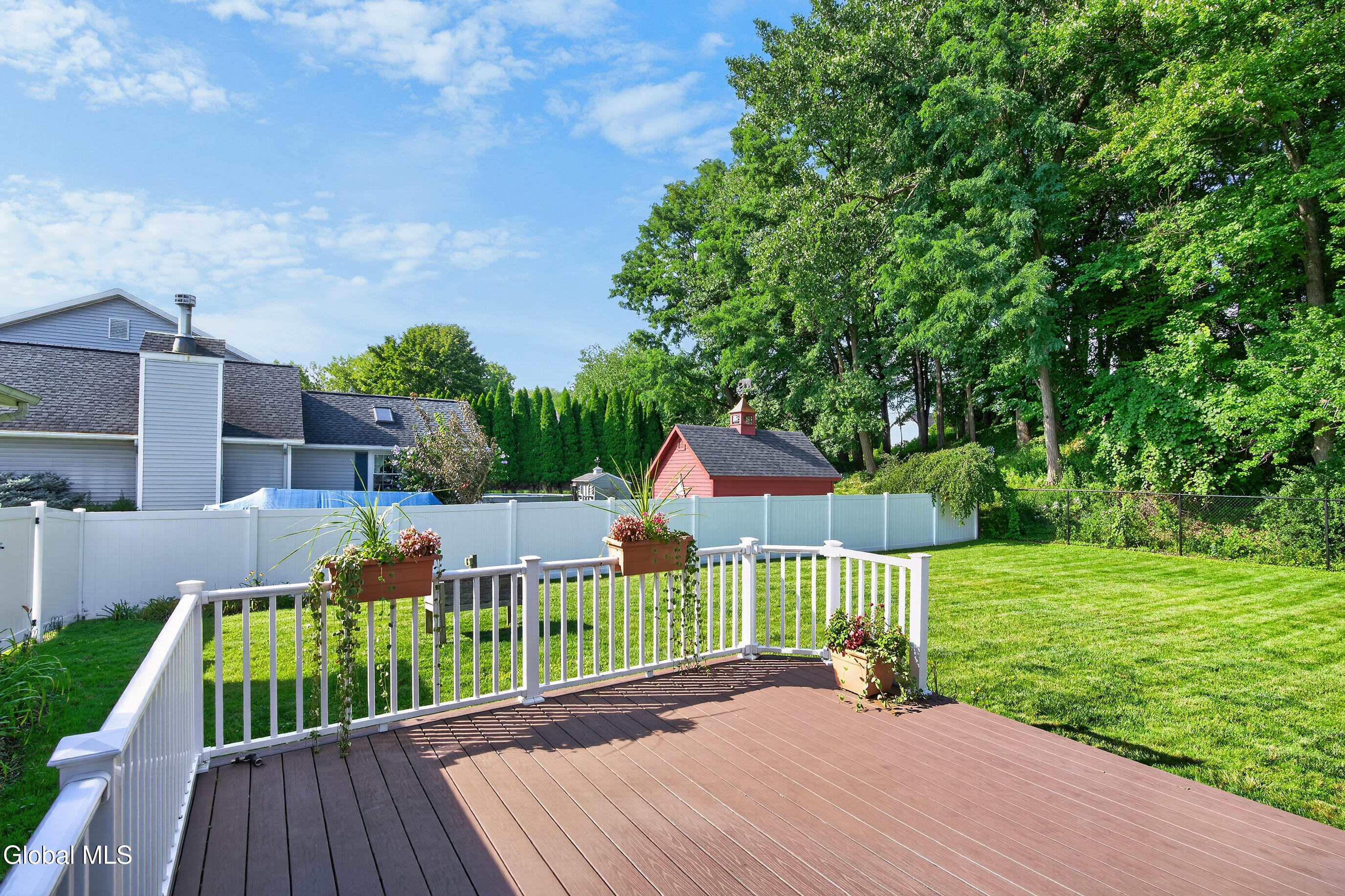 25 Erie Drive Slingerlands NY 12159