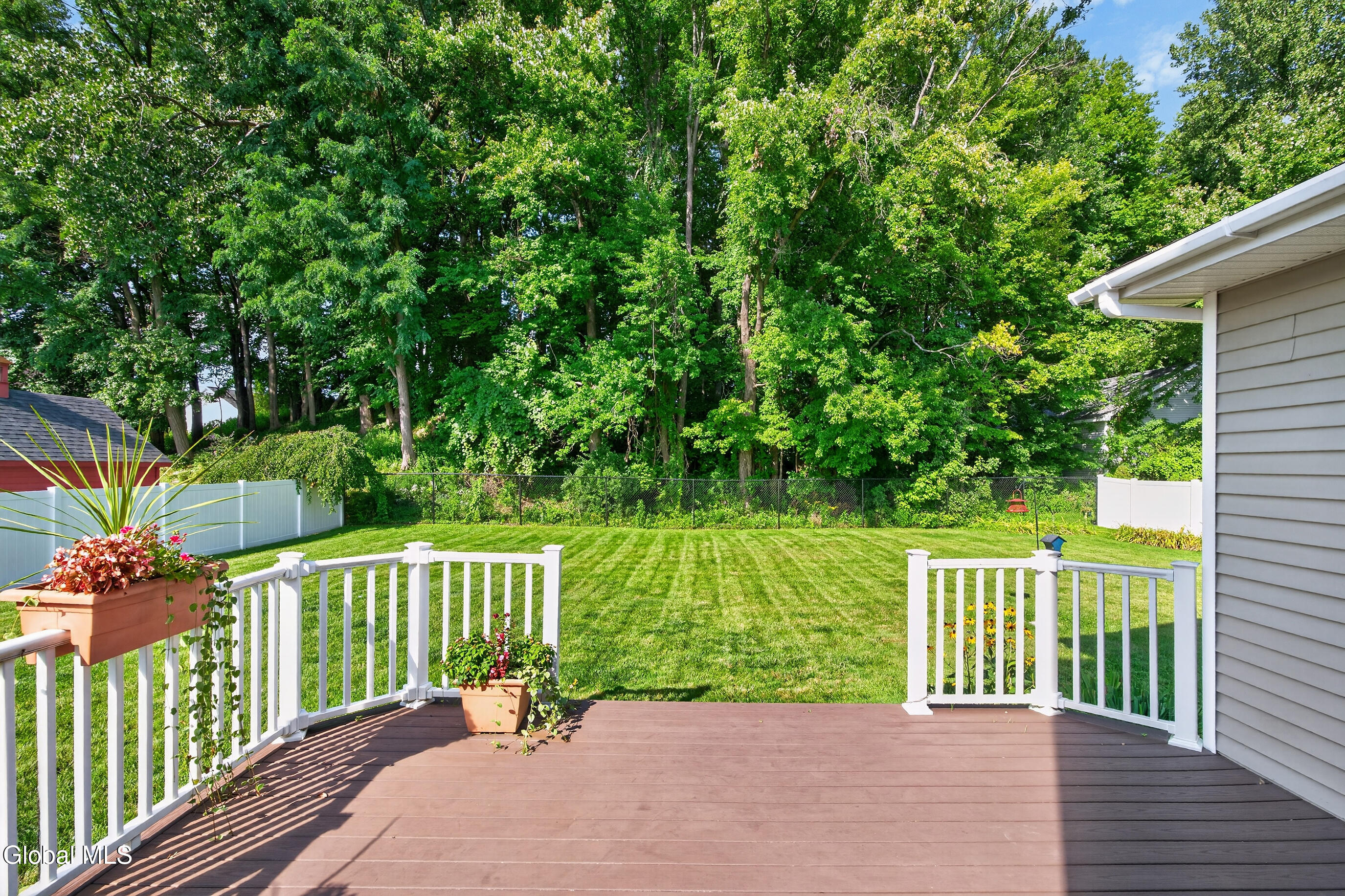 25 Erie Drive Slingerlands NY 12159