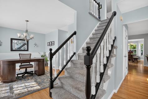 25 Erie Drive Slingerlands NY 12159