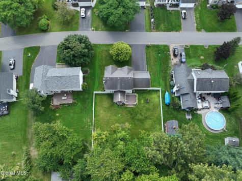 25 Erie Drive Slingerlands NY 12159