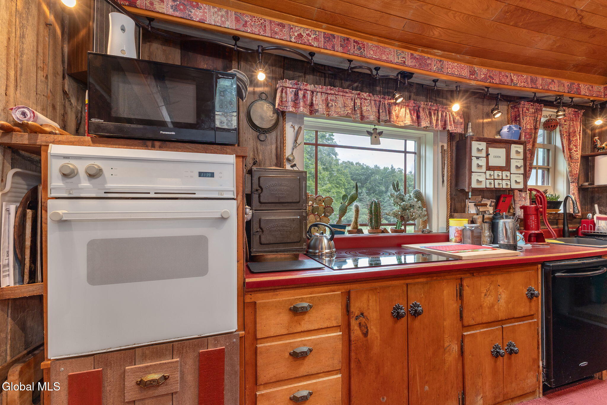 154 Phillips Road Petersburgh NY 12138