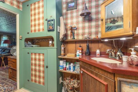 154 Phillips Road Petersburgh NY 12138