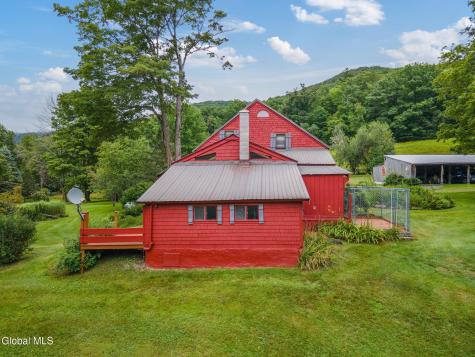 154 Phillips Road Petersburgh NY 12138