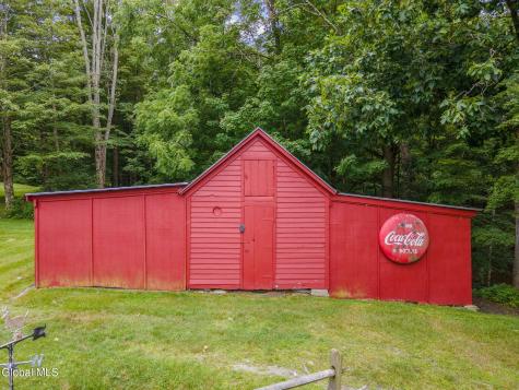 154 Phillips Road Petersburgh NY 12138