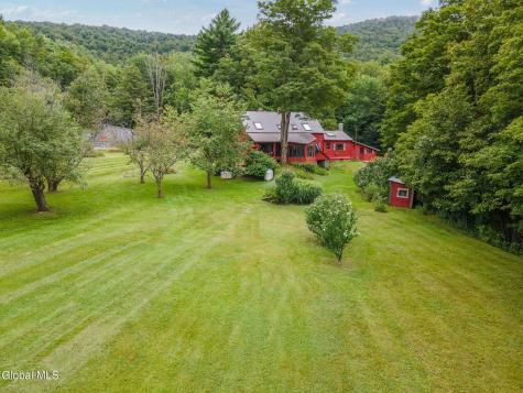 154 Phillips Road Petersburgh NY 12138