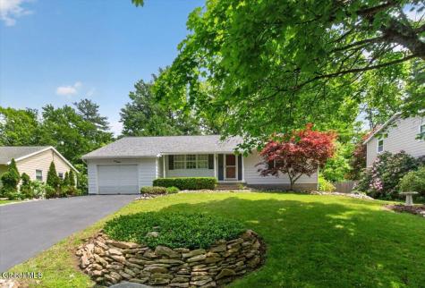 114 Hathorn Boulevard Saratoga Springs NY 12866