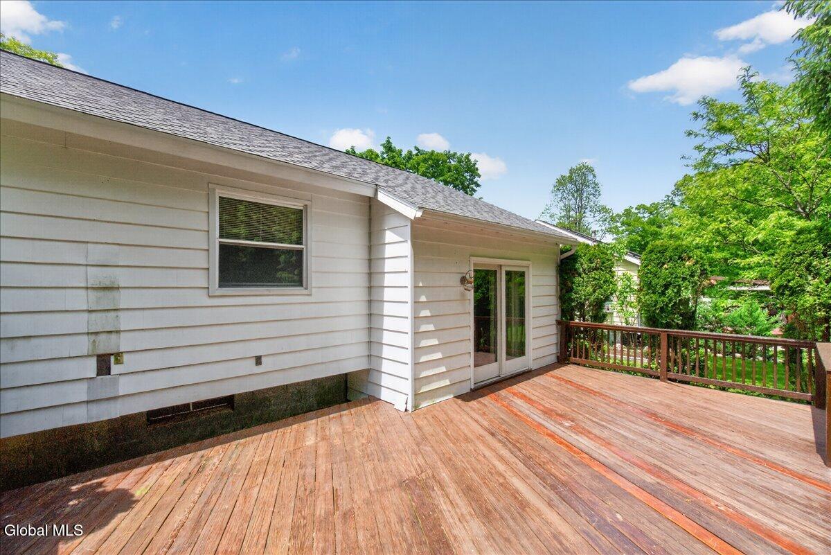 114 Hathorn Boulevard Saratoga Springs NY 12866
