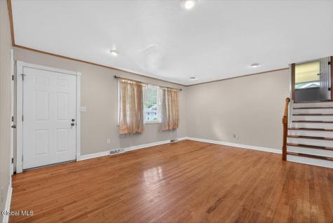 114 Hathorn Boulevard Saratoga Springs NY 12866