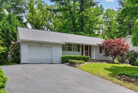 114 Hathorn Boulevard Saratoga Springs NY 12866