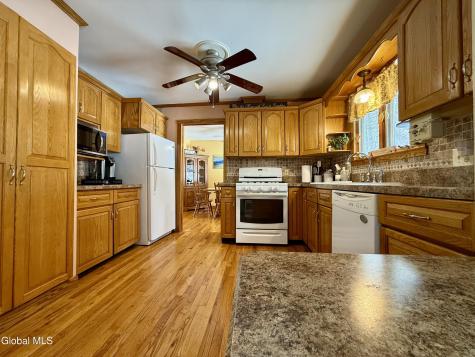 22 Whippoorwill Road Queensbury NY 12804