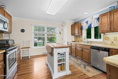 57 Bonner Avenue Schenectady NY 12304
