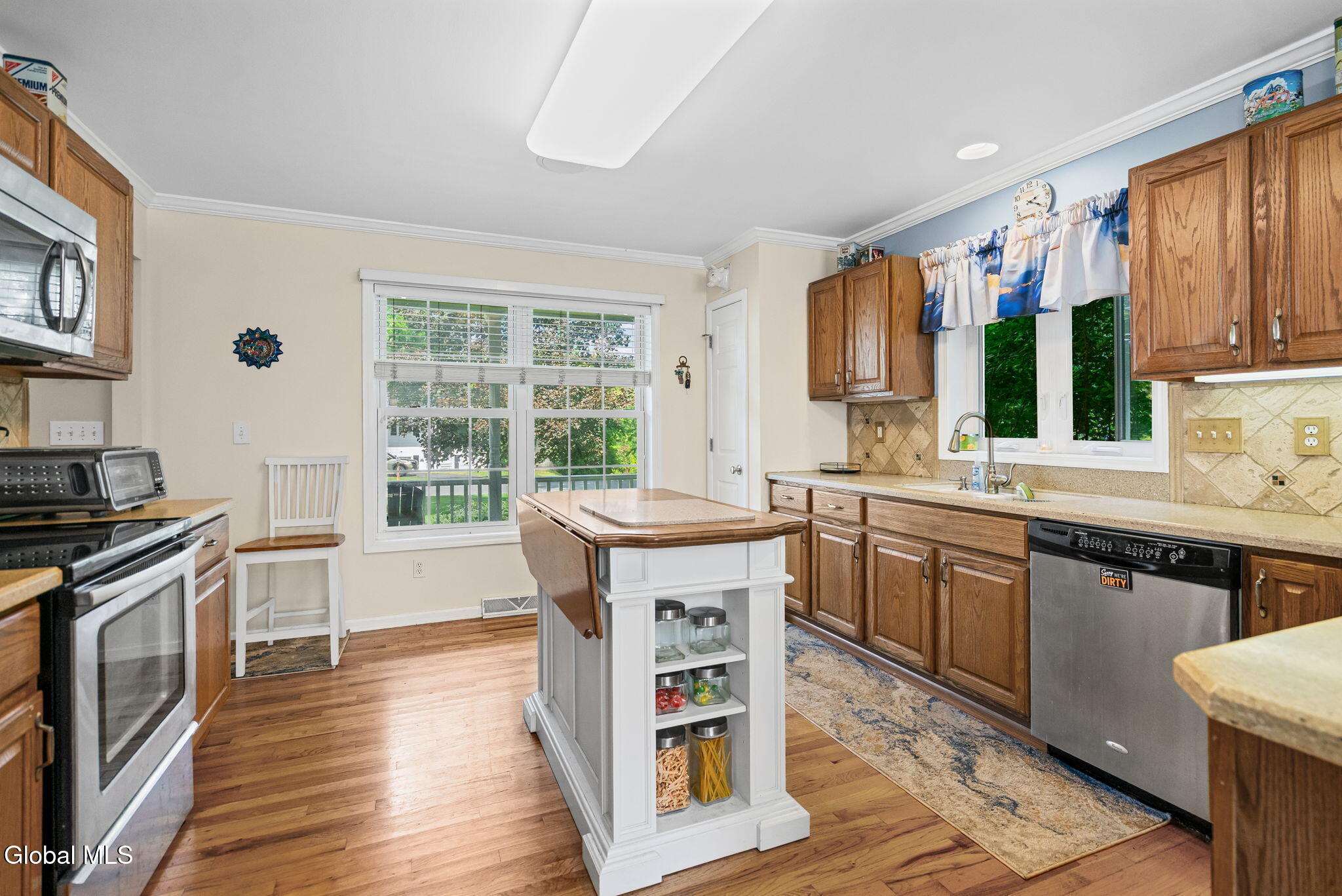 57 Bonner Avenue Schenectady NY 12304