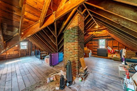 279 S Main Avenue Albany NY 12208