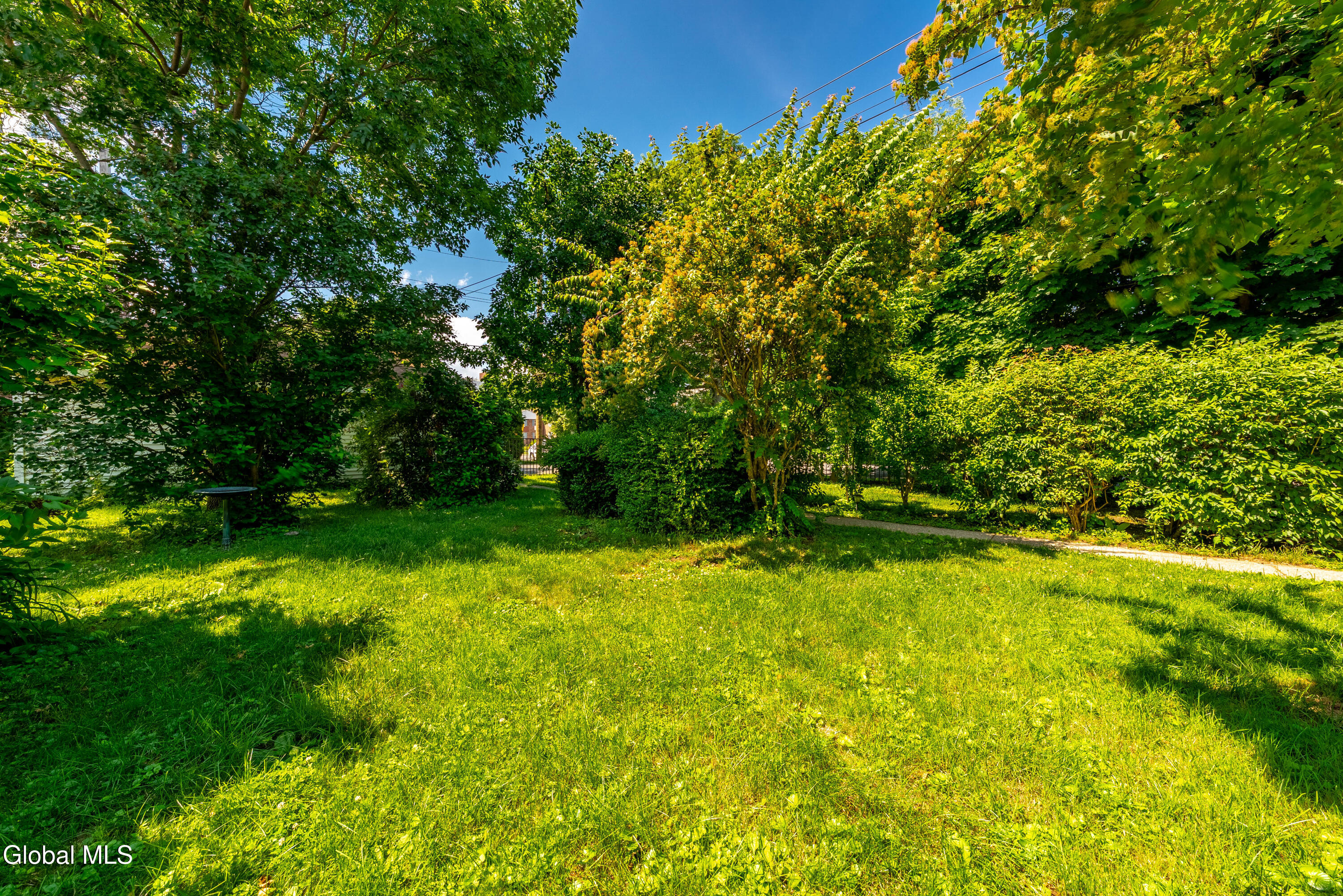 279 S Main Avenue Albany NY 12208