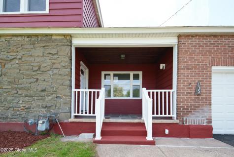 135 Freemans Bridge Road Glenville NY 12302