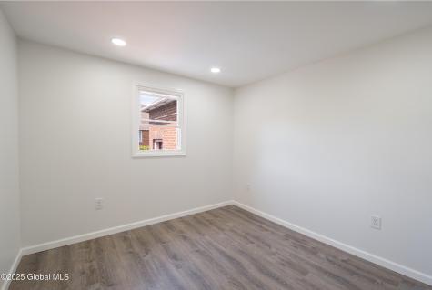 135 Freemans Bridge Road Glenville NY 12302