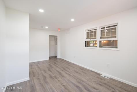 135 Freemans Bridge Road Glenville NY 12302