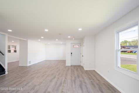 135 Freemans Bridge Road Glenville NY 12302