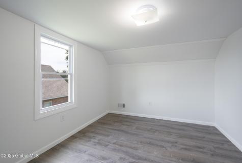 135 Freemans Bridge Road Glenville NY 12302