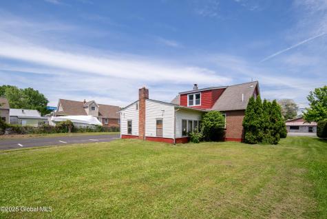 135 Freemans Bridge Road Glenville NY 12302