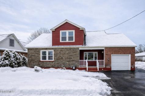 135 Freemans Bridge Road Glenville NY 12302