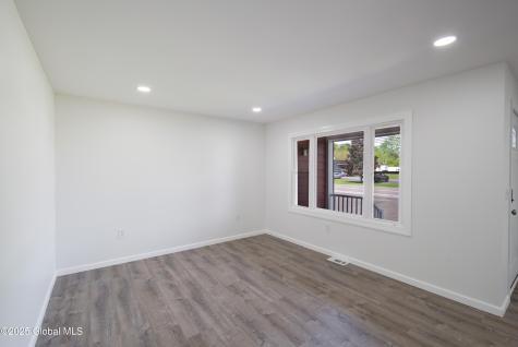 135 Freemans Bridge Road Glenville NY 12302