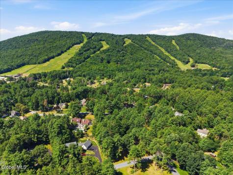 1 Brookshire Trace Queensbury NY 12804