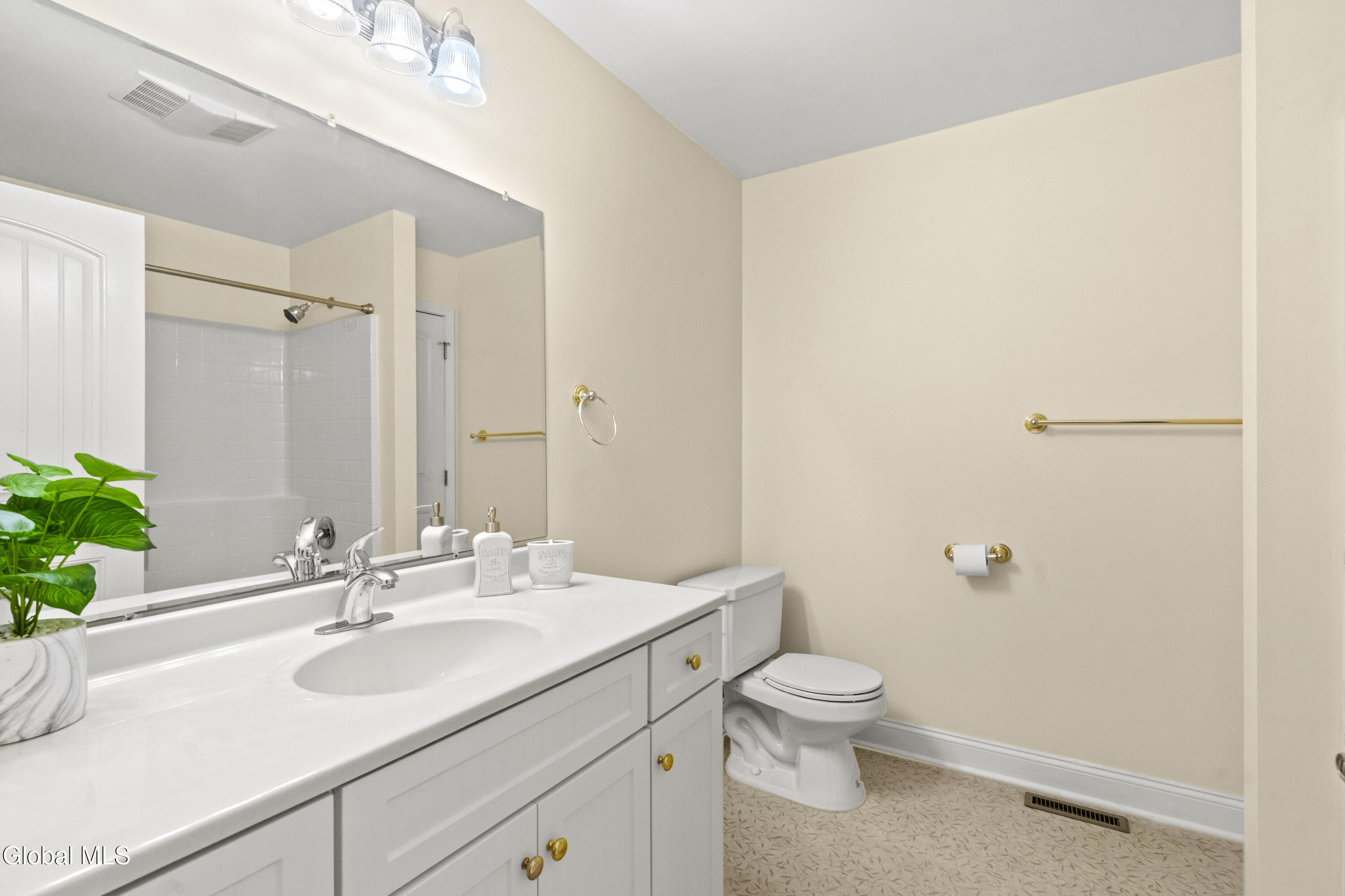 210 Stewart Point Road Nassau NY 12123