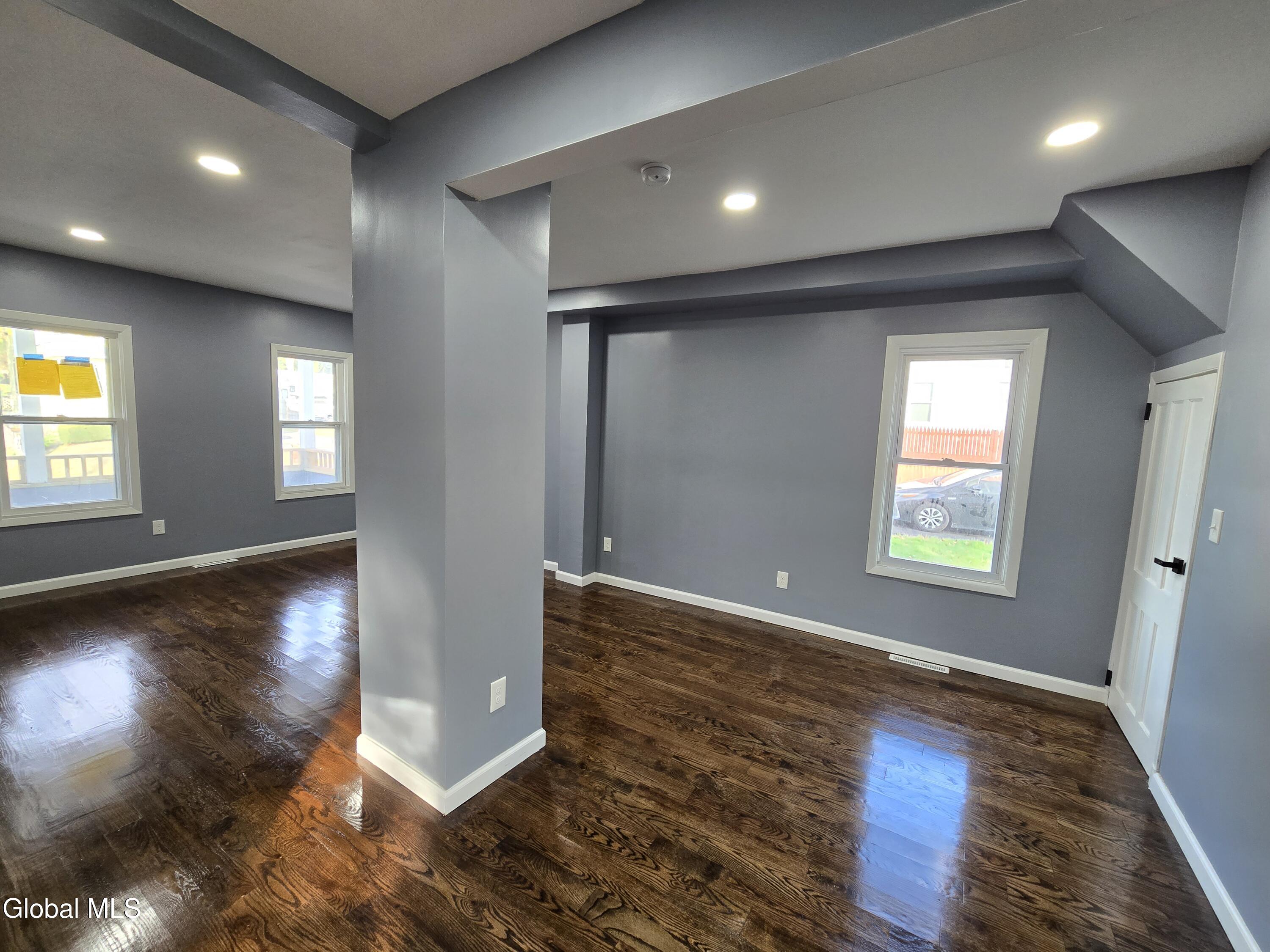 910 Gerling Street Schenectady NY 12308