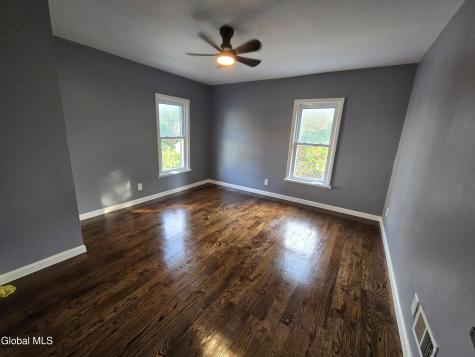 910 Gerling Street Schenectady NY 12308