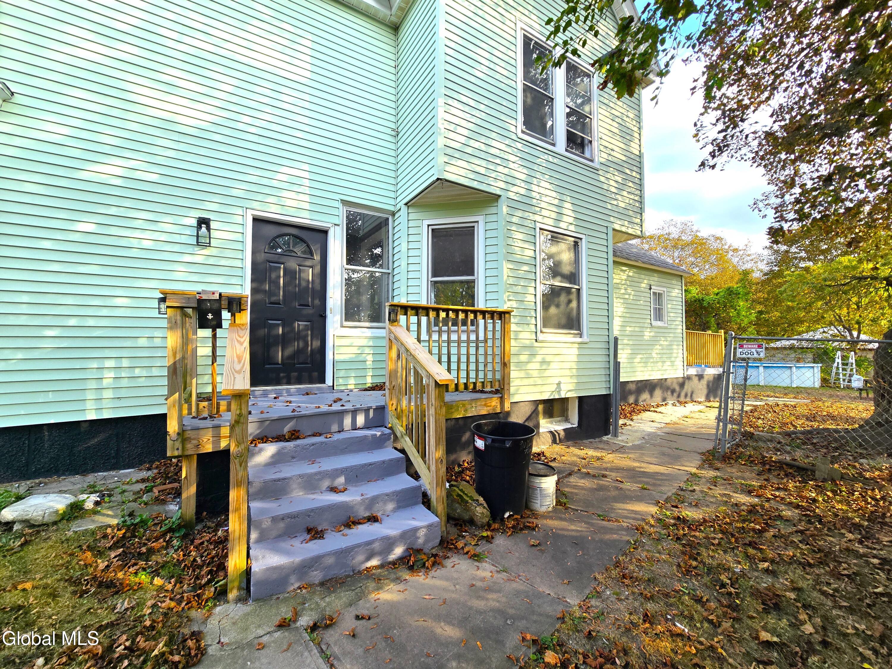 910 Gerling Street Schenectady NY 12308