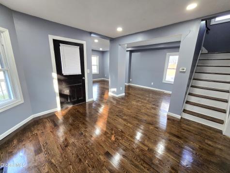 910 Gerling Street Schenectady NY 12308