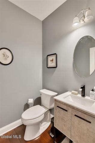 11 Sundance Lane Colonie NY 12211