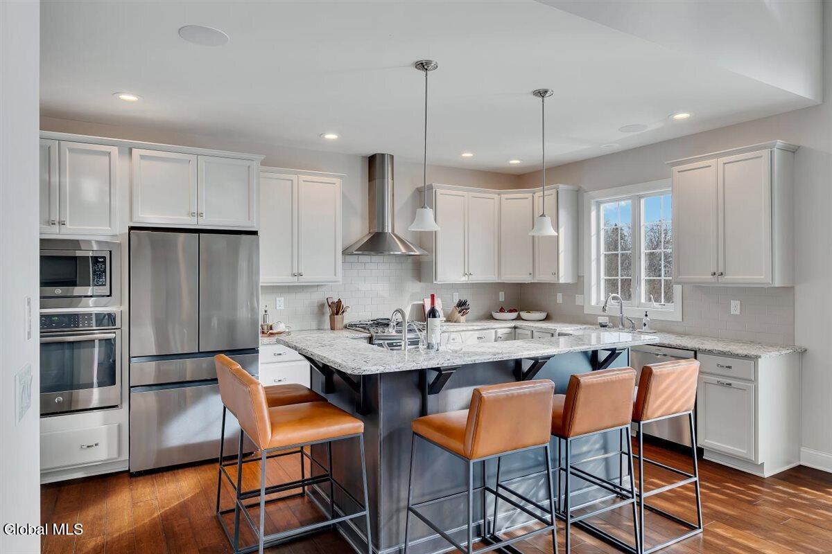 11 Sundance Lane Colonie NY 12211