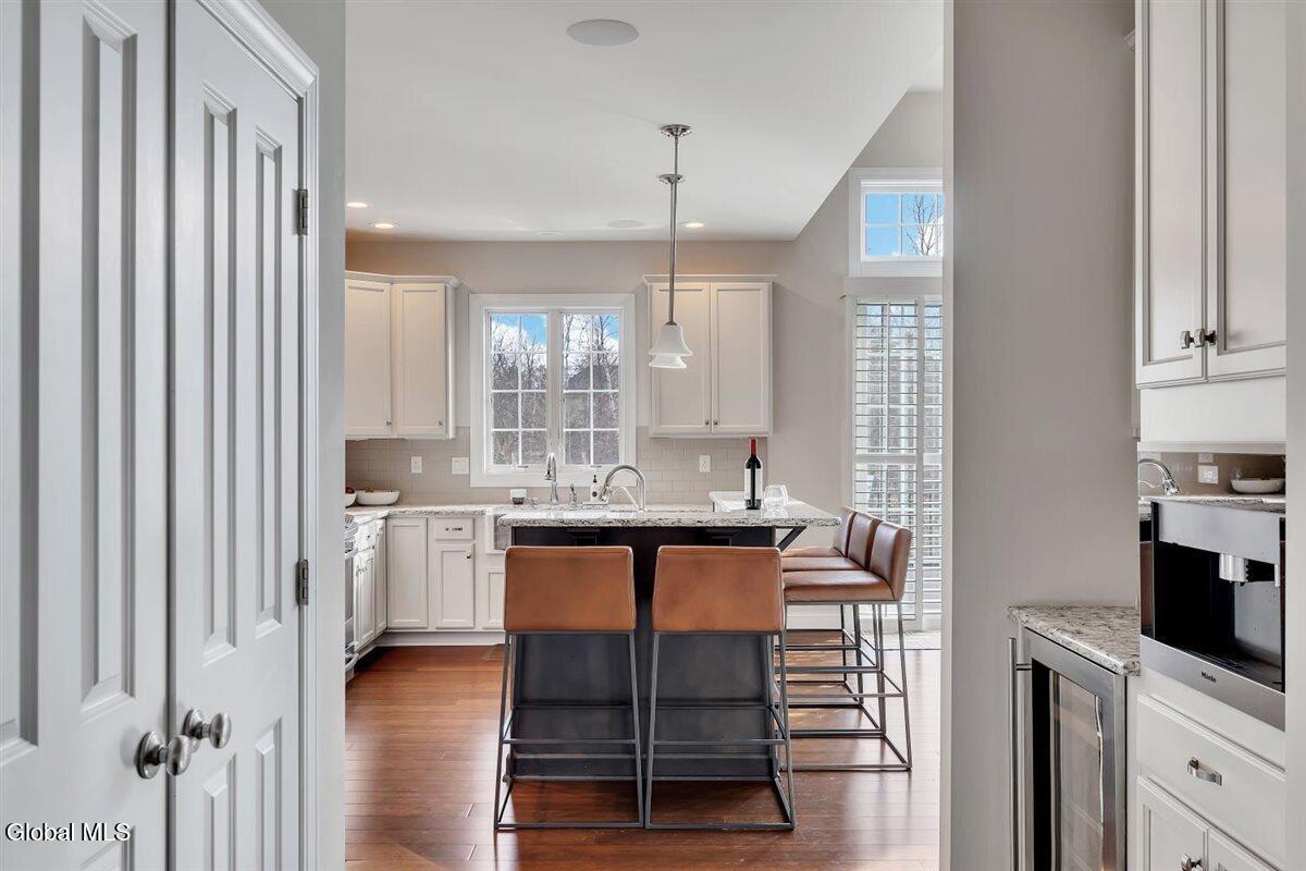 11 Sundance Lane Colonie NY 12211