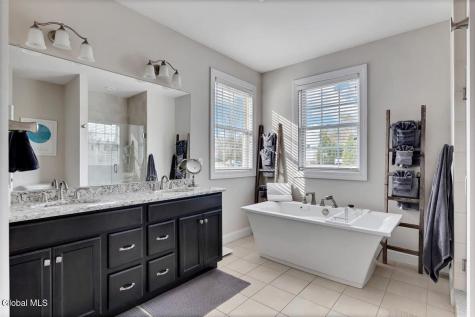 11 Sundance Lane Colonie NY 12211