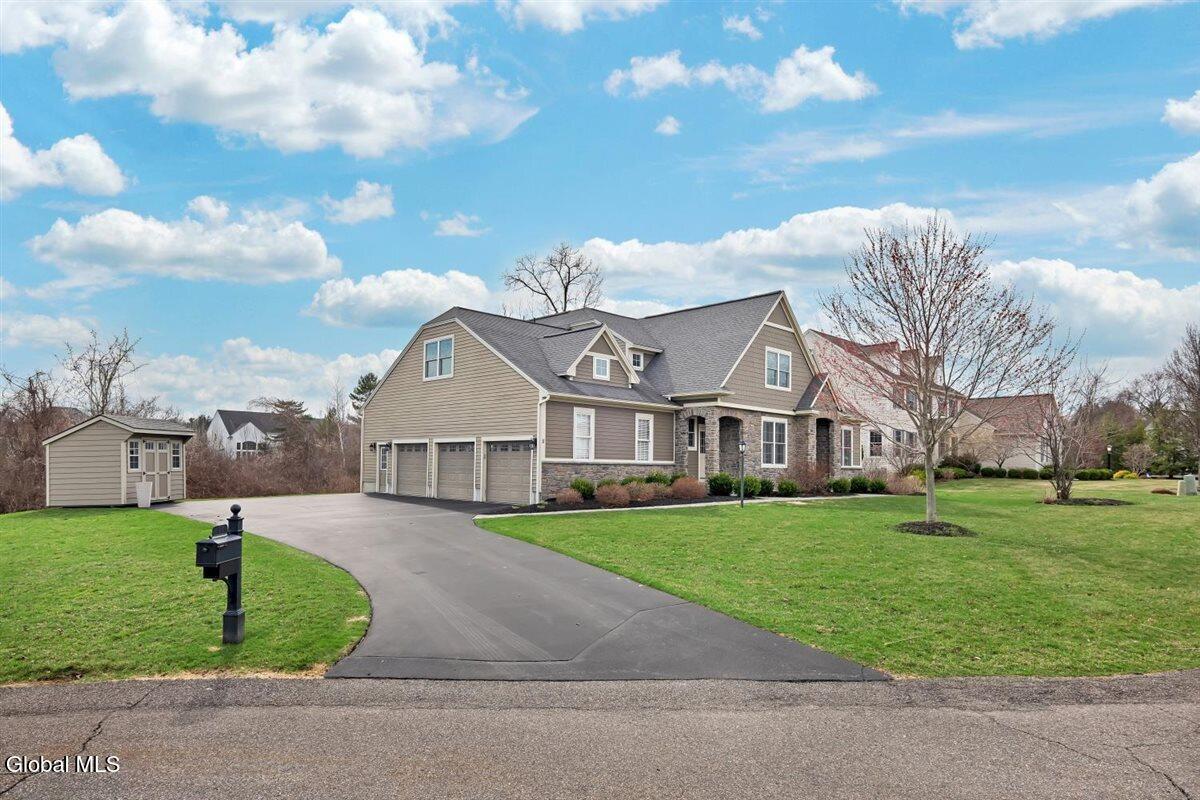 11 Sundance Lane Colonie NY 12211