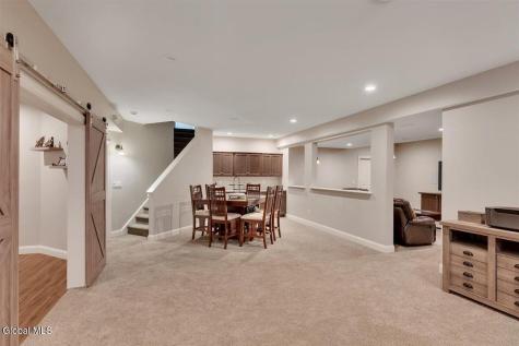 11 Sundance Lane Colonie NY 12211