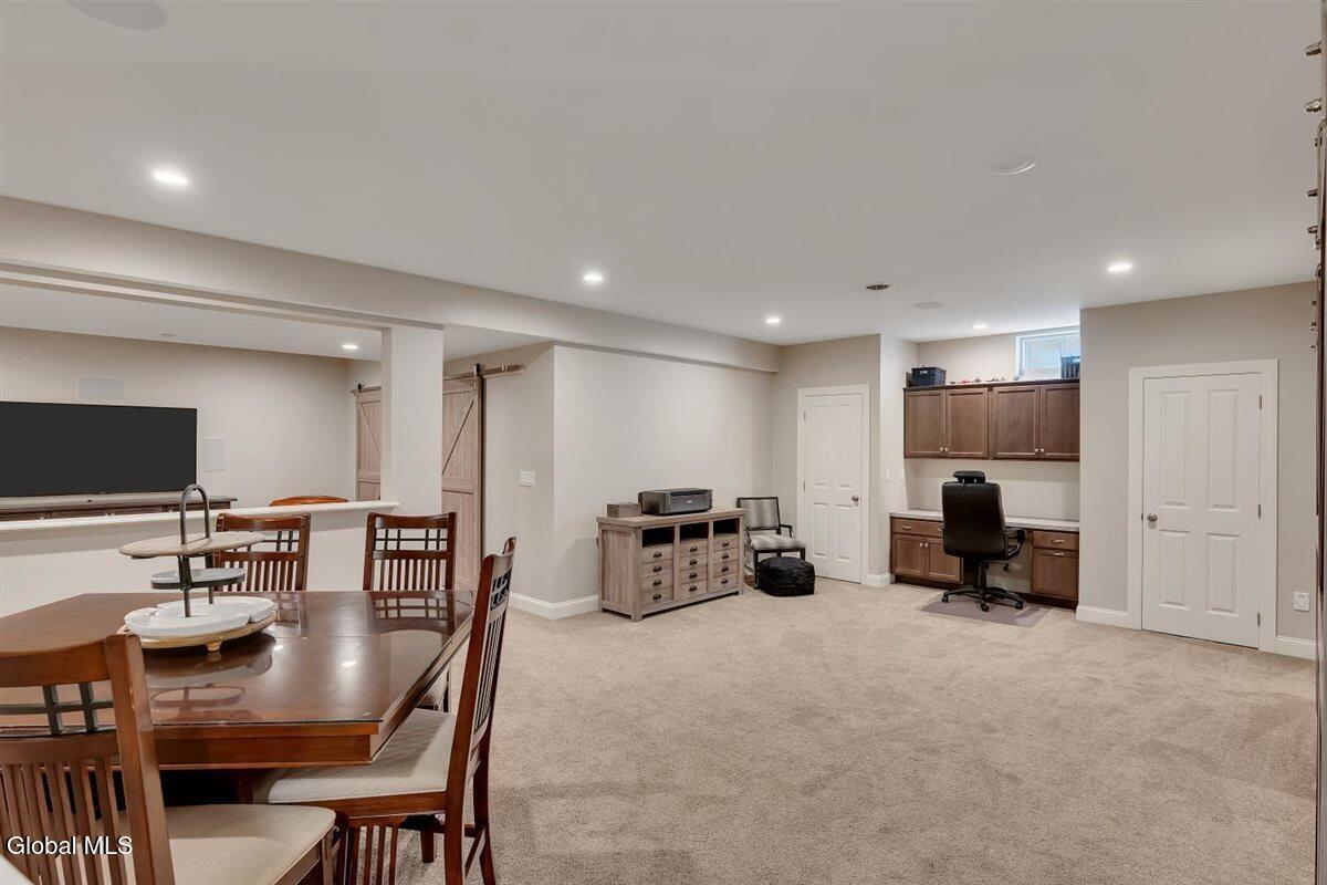 11 Sundance Lane Colonie NY 12211