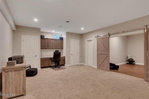 11 Sundance Lane Colonie NY 12211