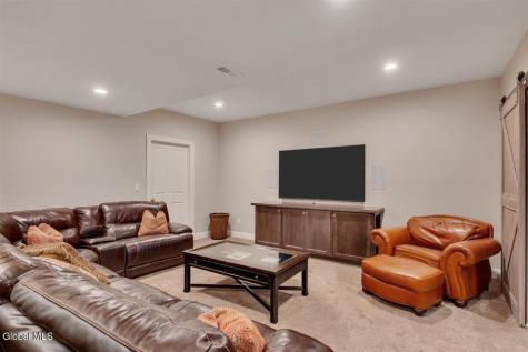 11 Sundance Lane Colonie NY 12211