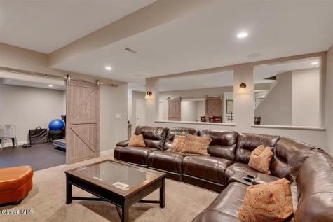 11 Sundance Lane Colonie NY 12211