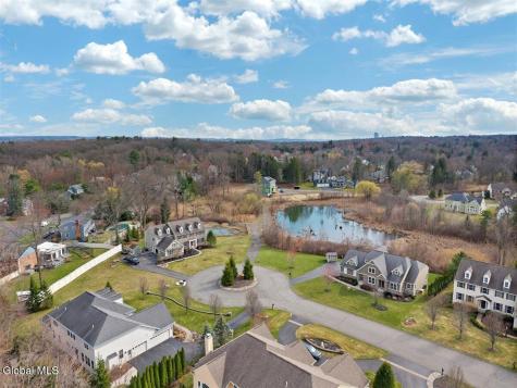 11 Sundance Lane Colonie NY 12211
