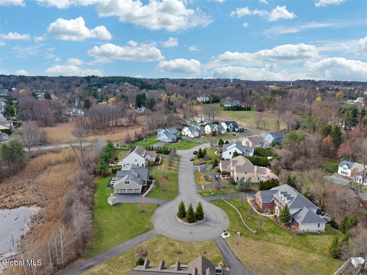 11 Sundance Lane Colonie NY 12211
